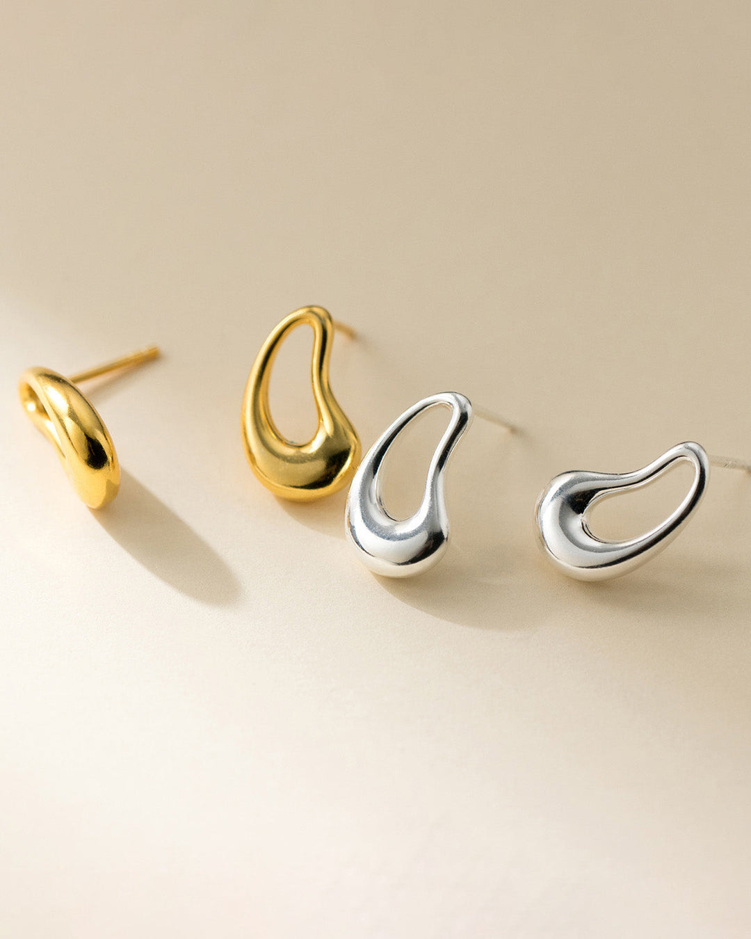Chic Avocado Stud Earrings