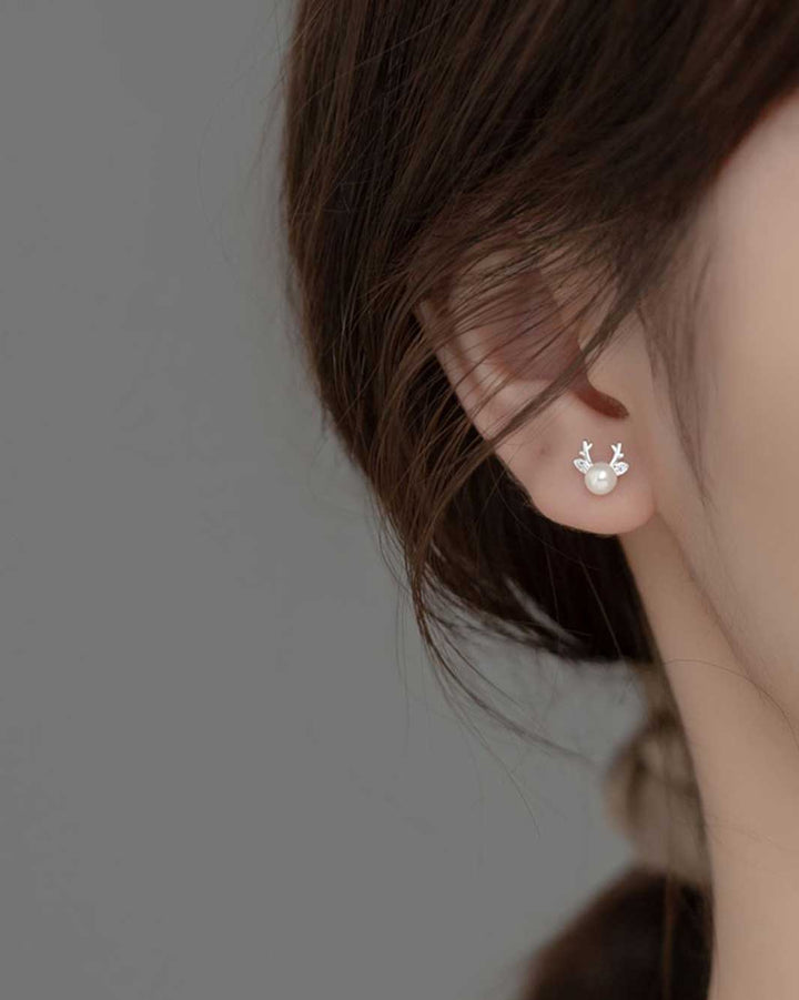 Reindeer Pearl Stud Earrings