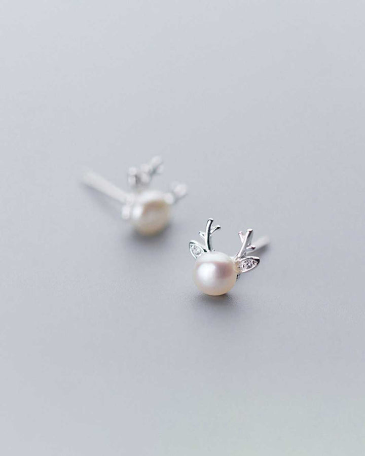 Reindeer Pearl Stud Earrings