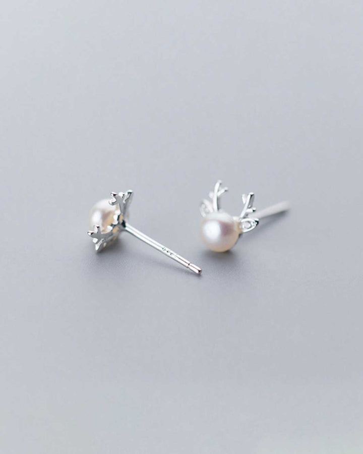 Reindeer Pearl Stud Earrings