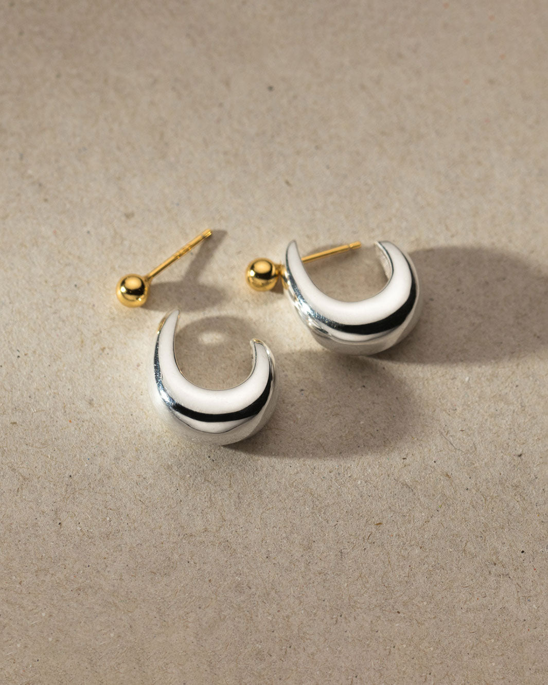 Victoria Contrast C-shaped Drop Earrings