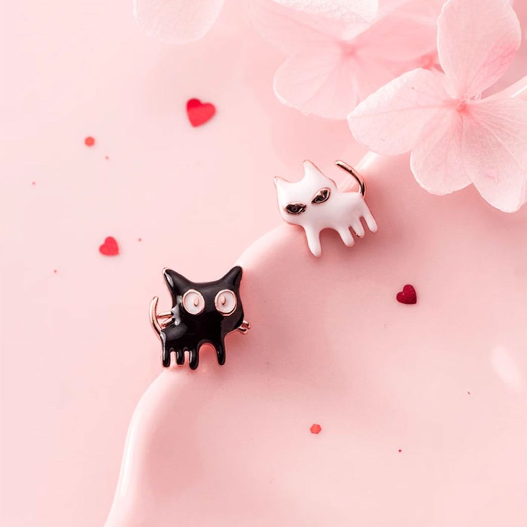 Ebony & Ivory Cats Stud Earrings