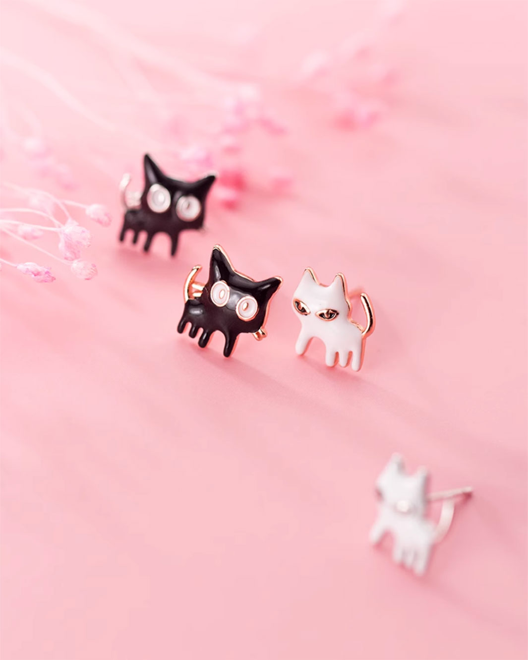 Ebony & Ivory Cats Stud Earrings