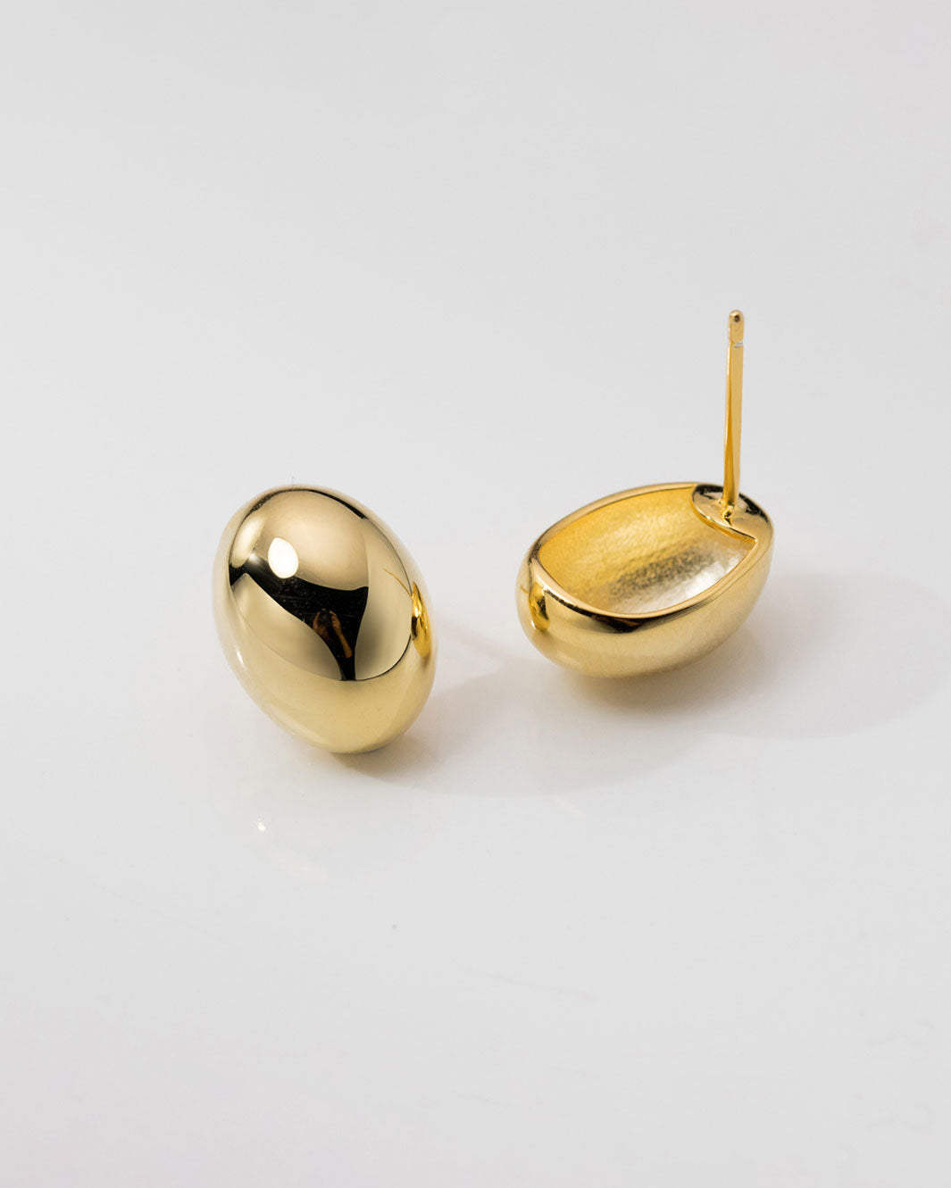 Ivanna Oval Dome Stud Earrings
