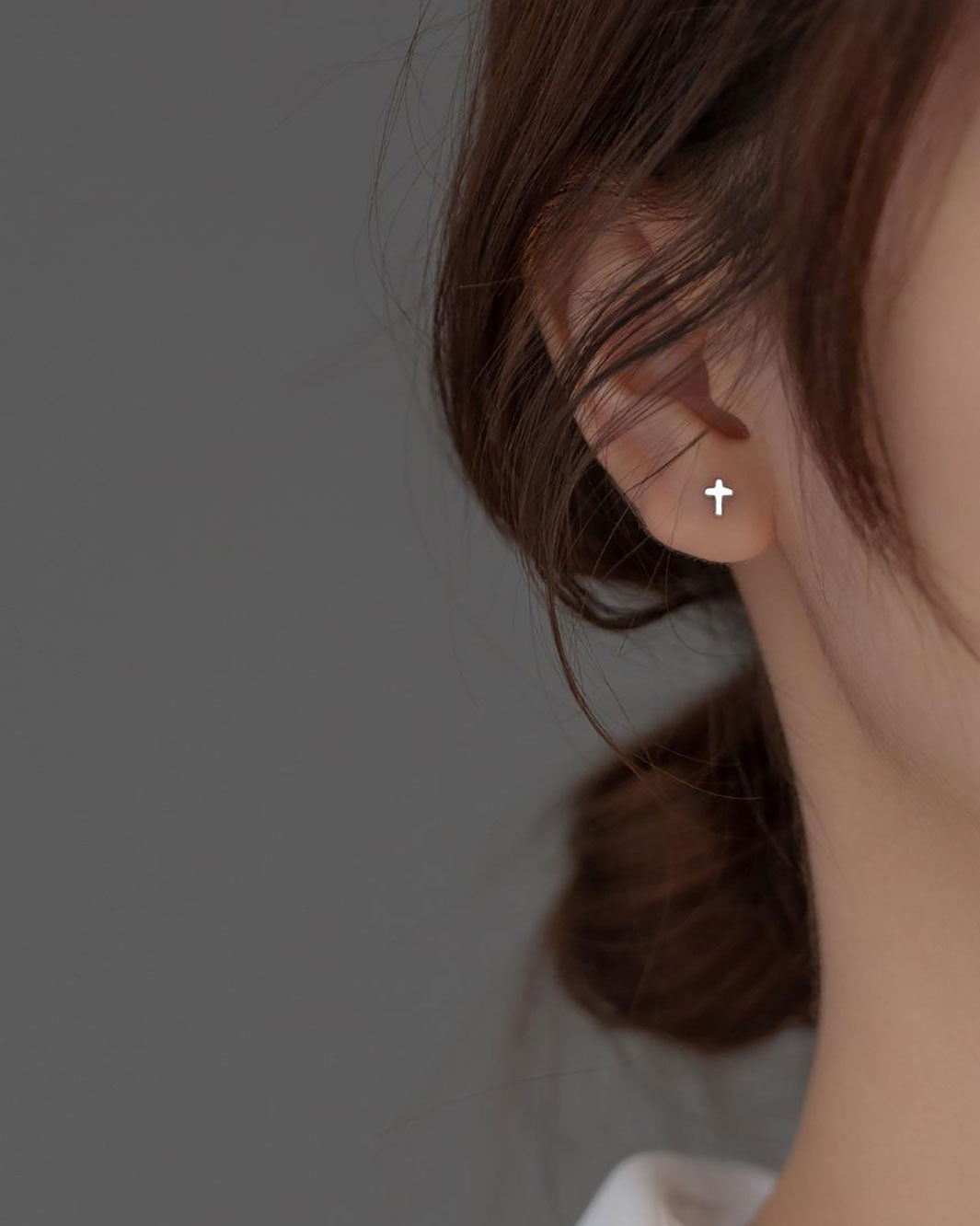 Minimal Cross Barbell Earrings