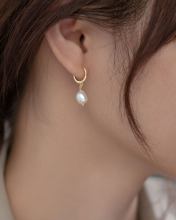 Freshwater Pearl Hoop Earrings