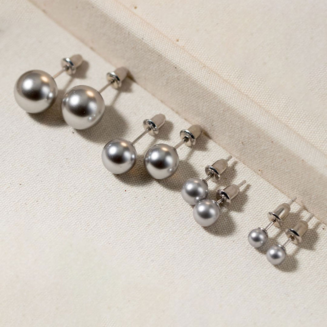 Lavande Pearl Stud Earrings