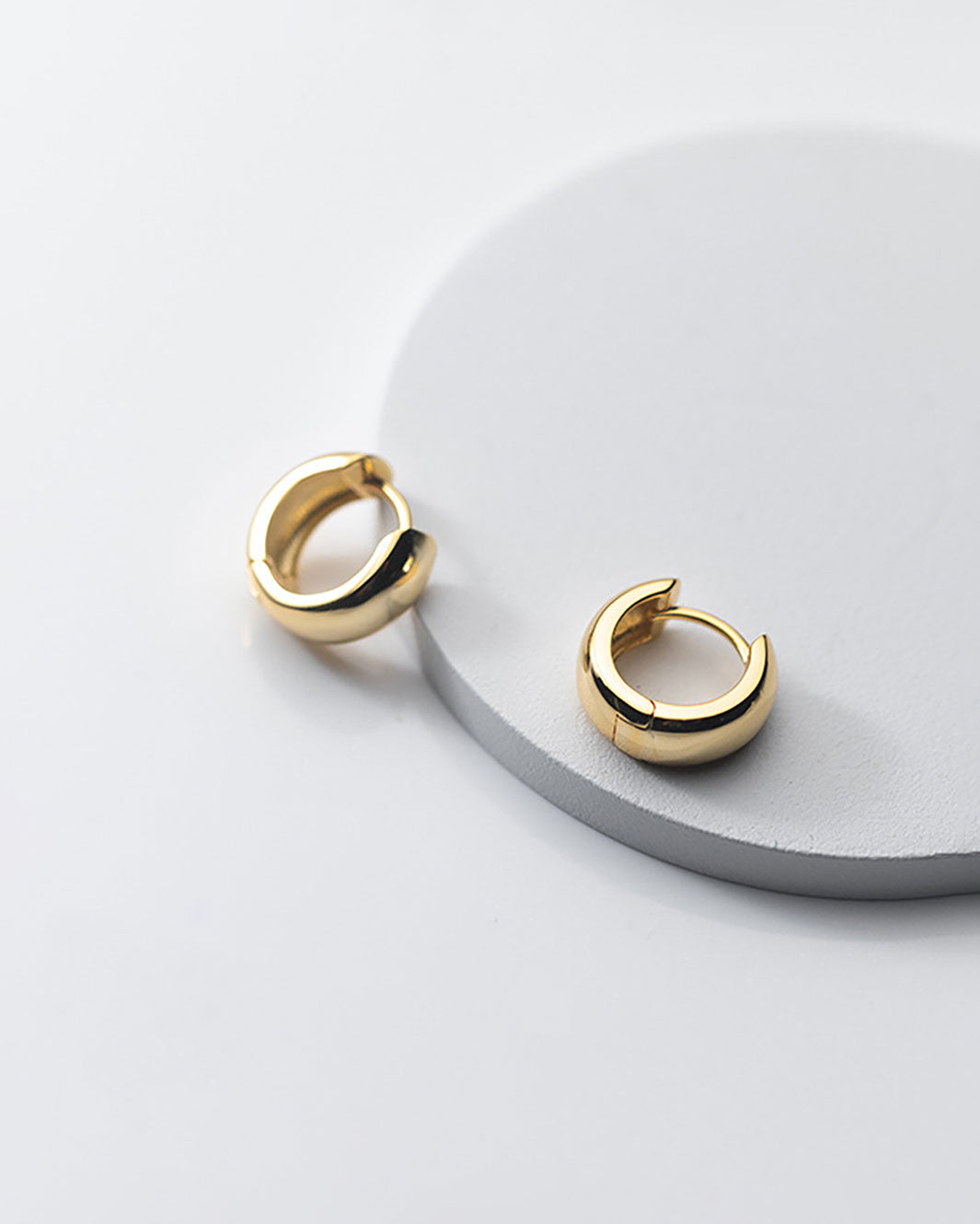 Anna Thick Hoop Earrings