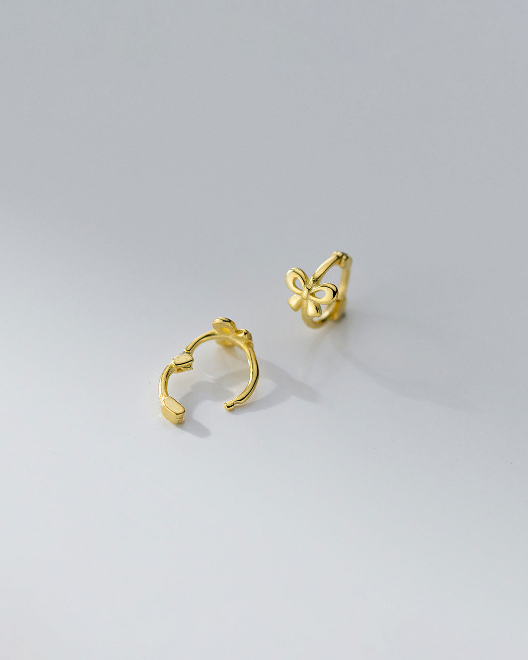 Tilly Ribbon Huggie Earrings