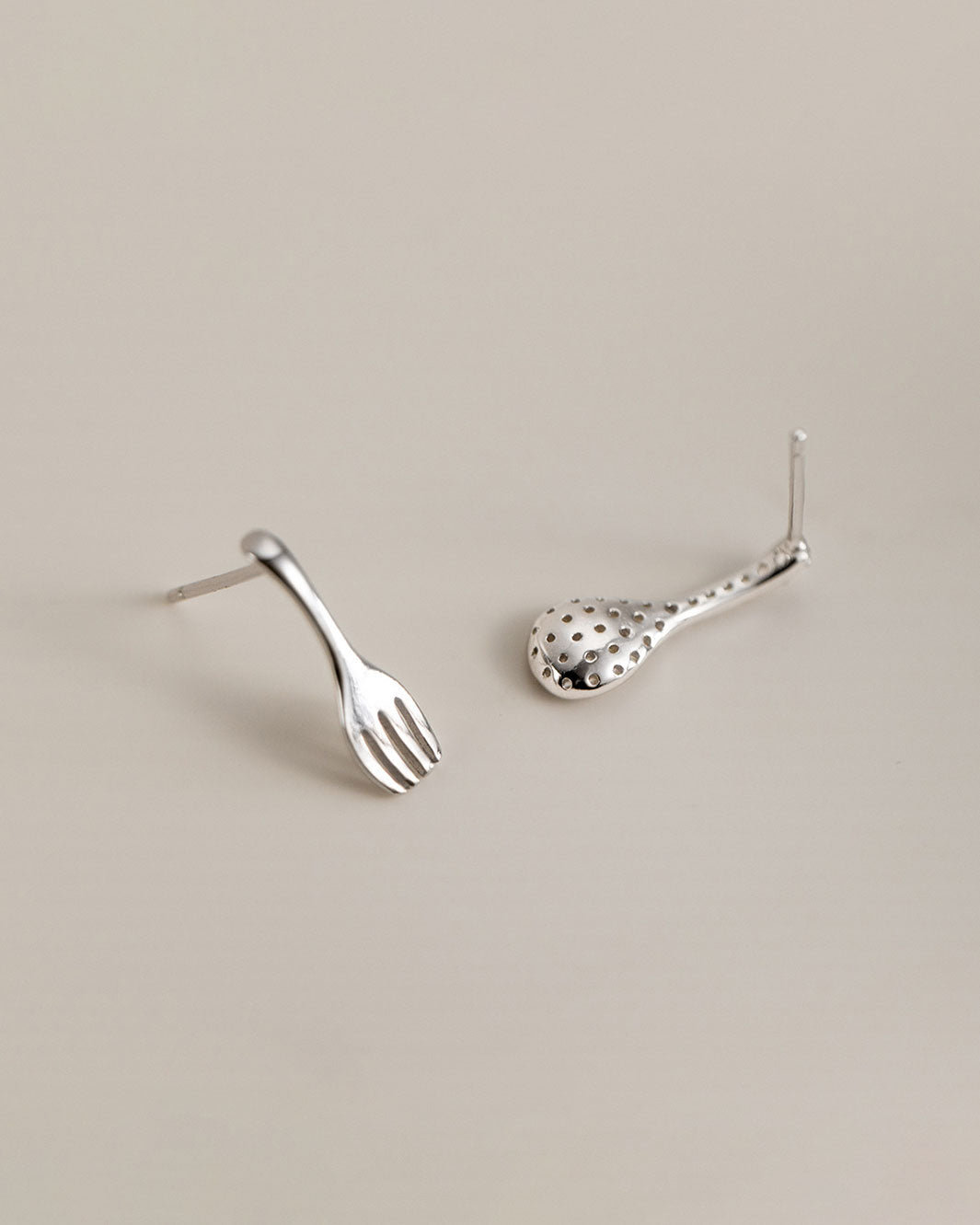 Dine & Shine Stud Earrings