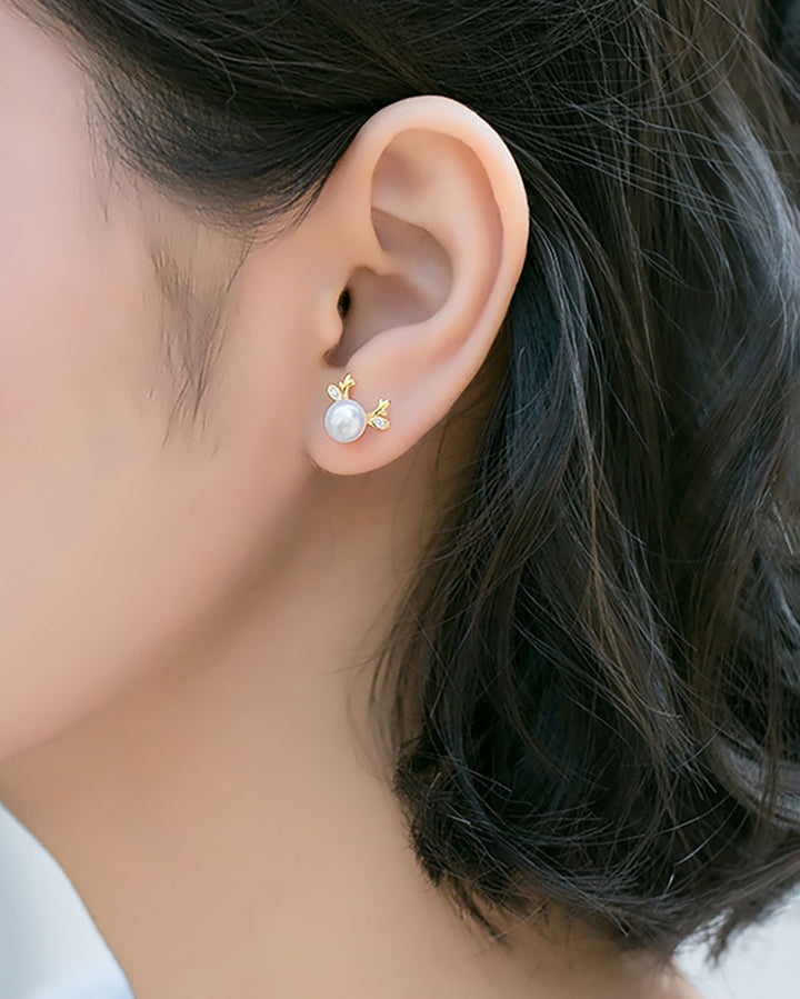 Rudolph Pearl Stud Earrings