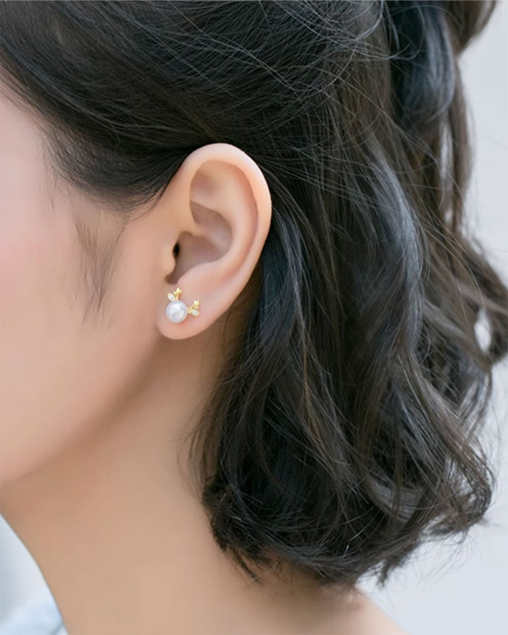 Rudolph Pearl Stud Earrings