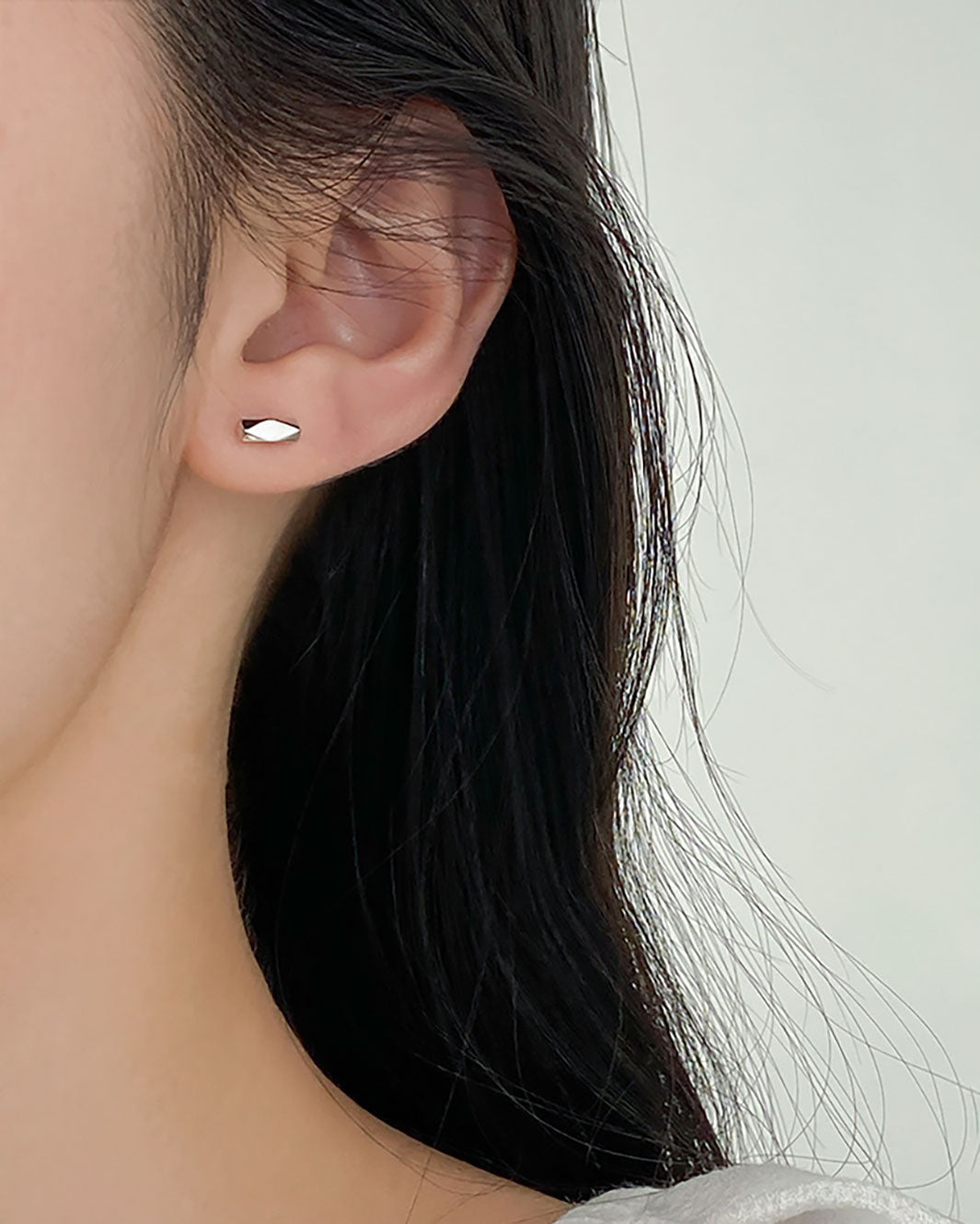 Sculpted Bar Stud Earrings