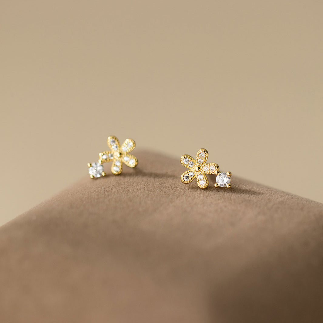 Sparkling Bloom Stud Earrings