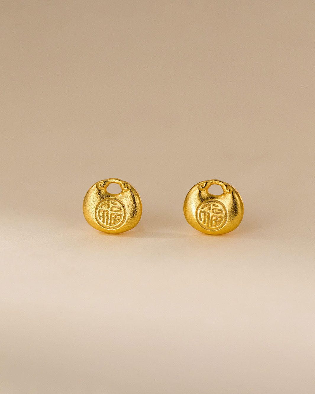 Prosper-Fu Pouch Stud Earrings