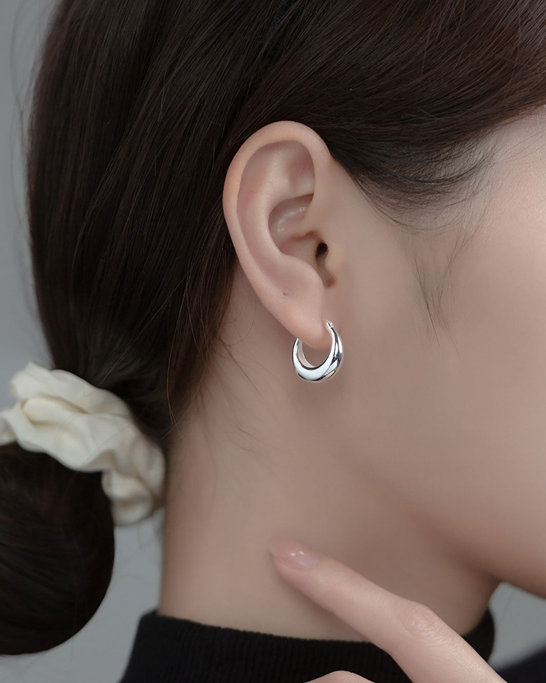Beatrix Bold Hoop Earrings