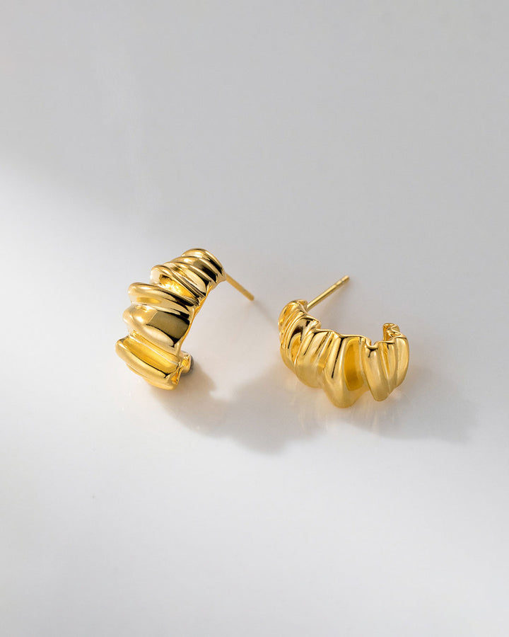 Rhea Crinkle Flow Stud Earrings