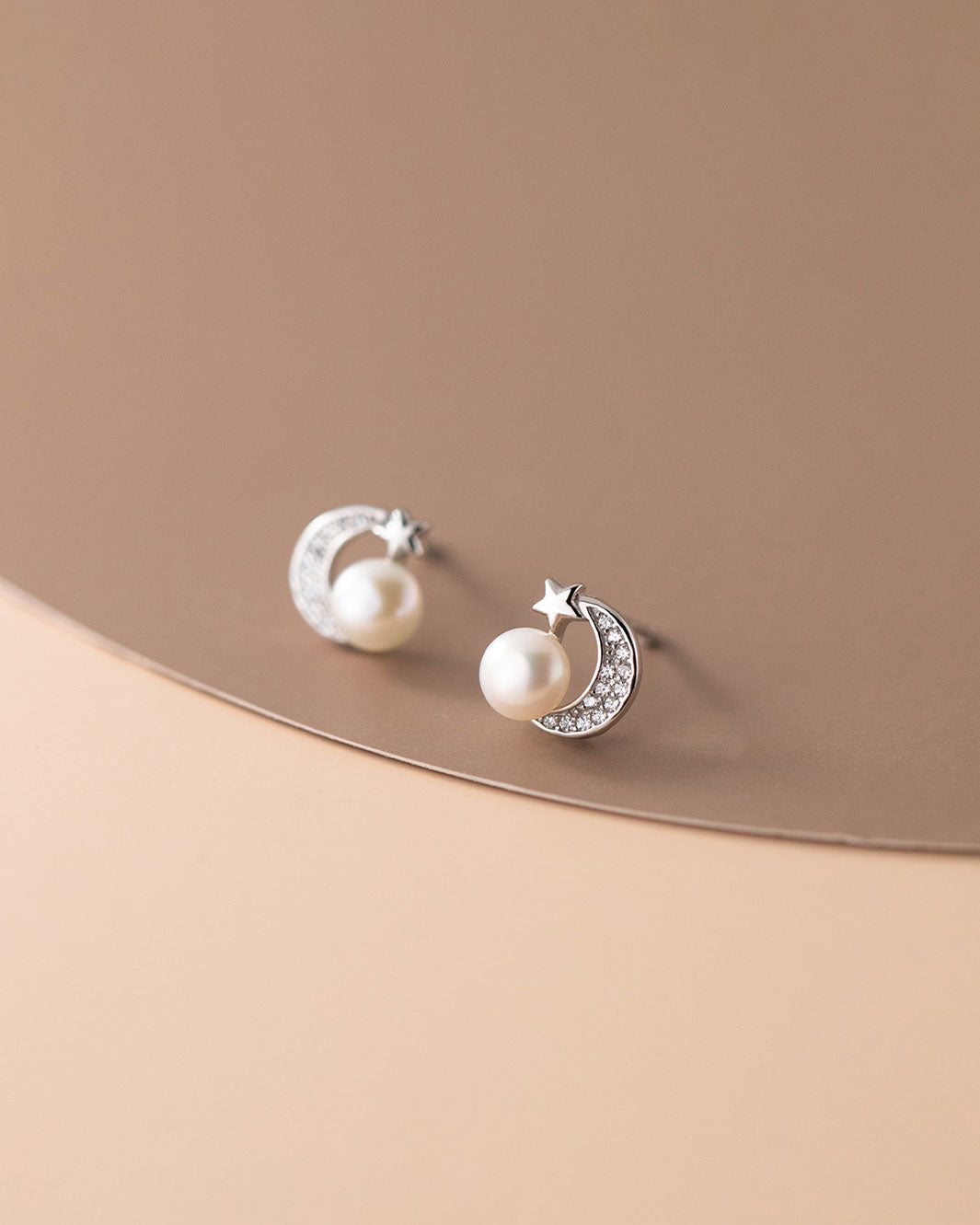Moonlight Pearl Star Stud Earrings