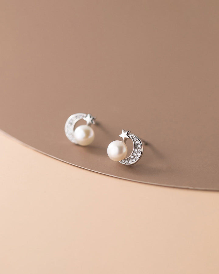 Moonlight Pearl Star Stud Earrings
