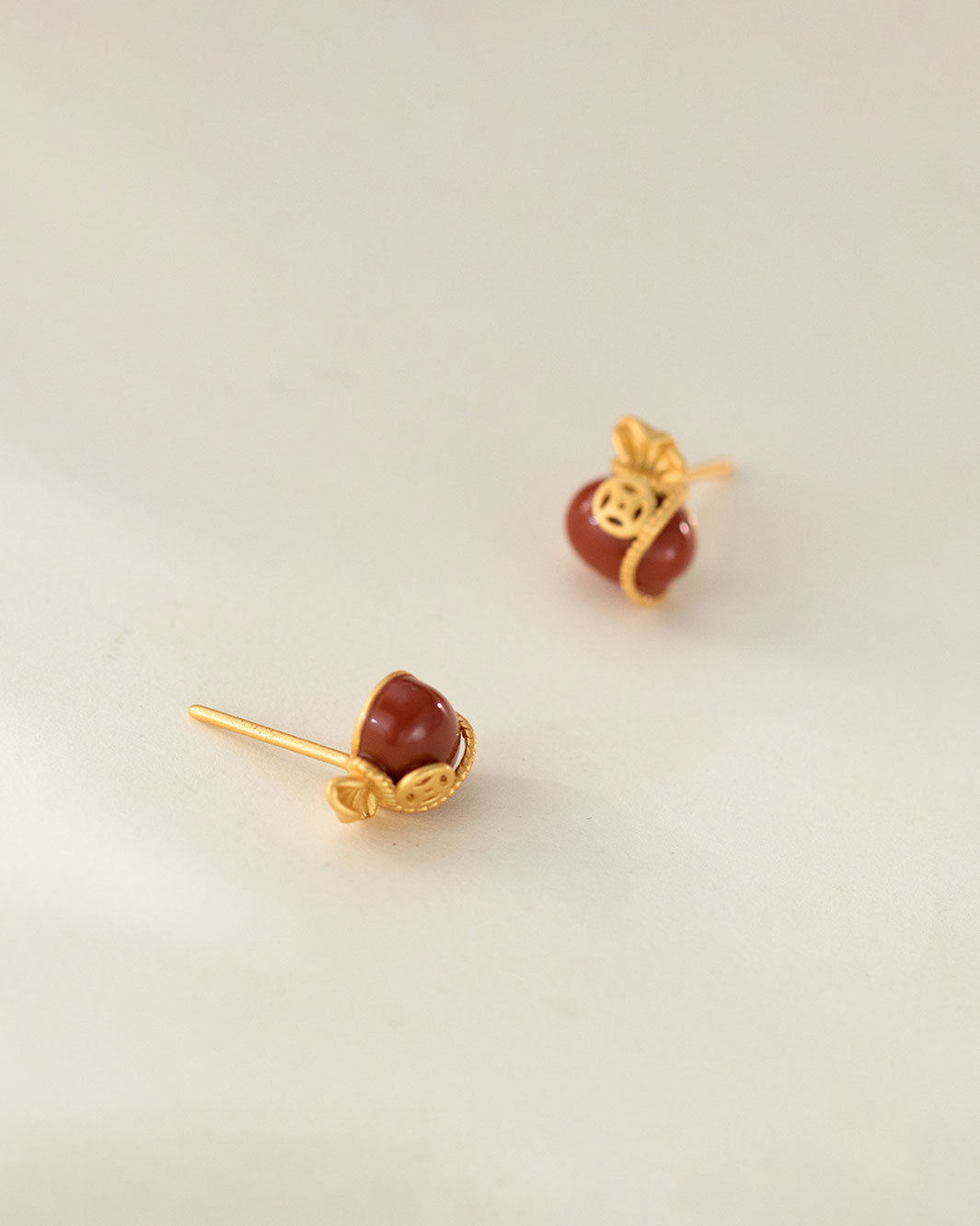 Golden Red Agate Pouch Stud Earrings