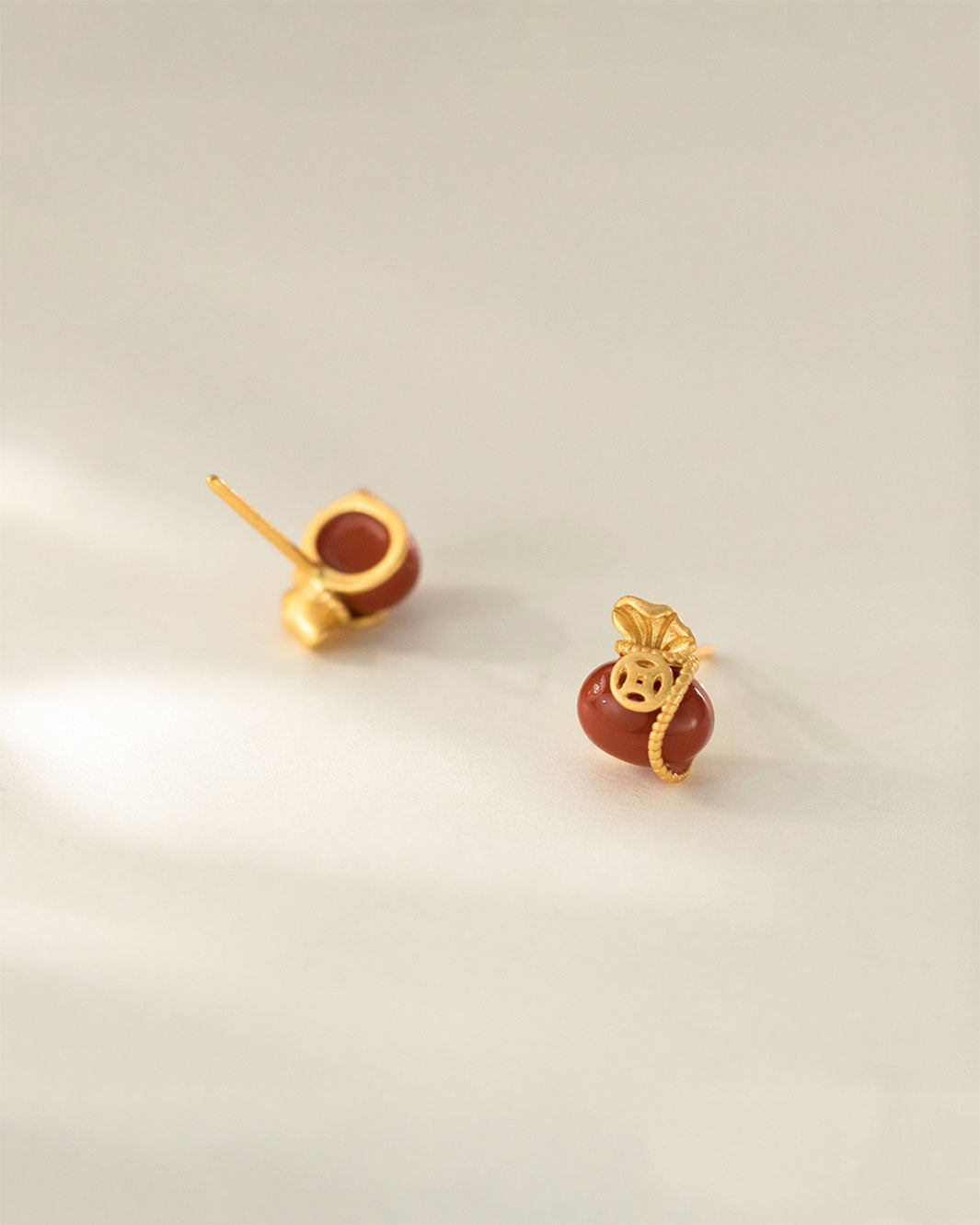 Golden Red Agate Pouch Stud Earrings