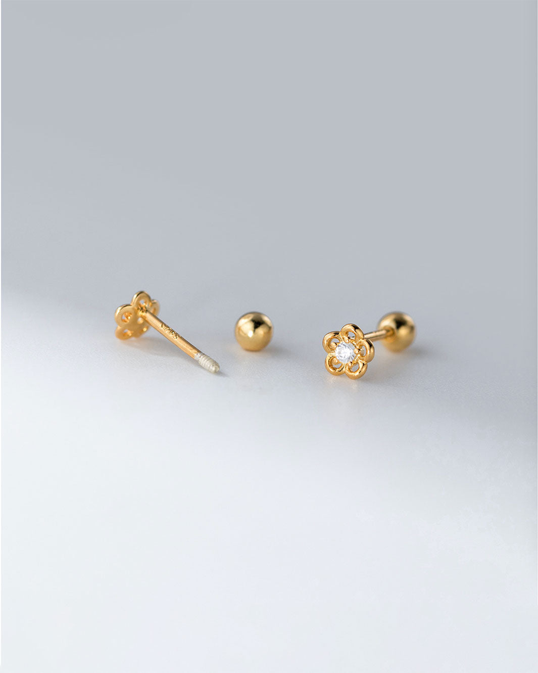 Cora Bloom Barbell Earrings