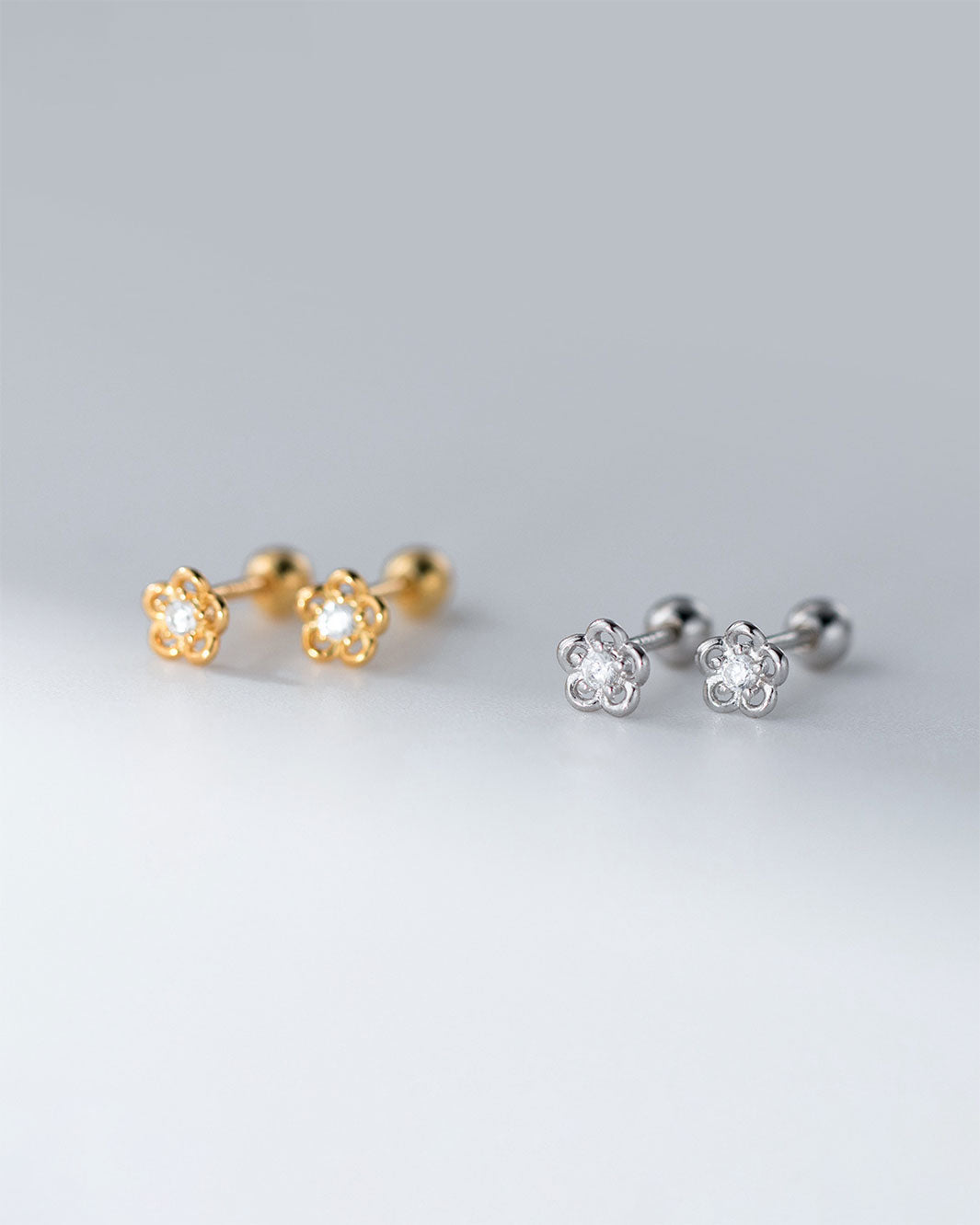 Cora Bloom Barbell Earrings