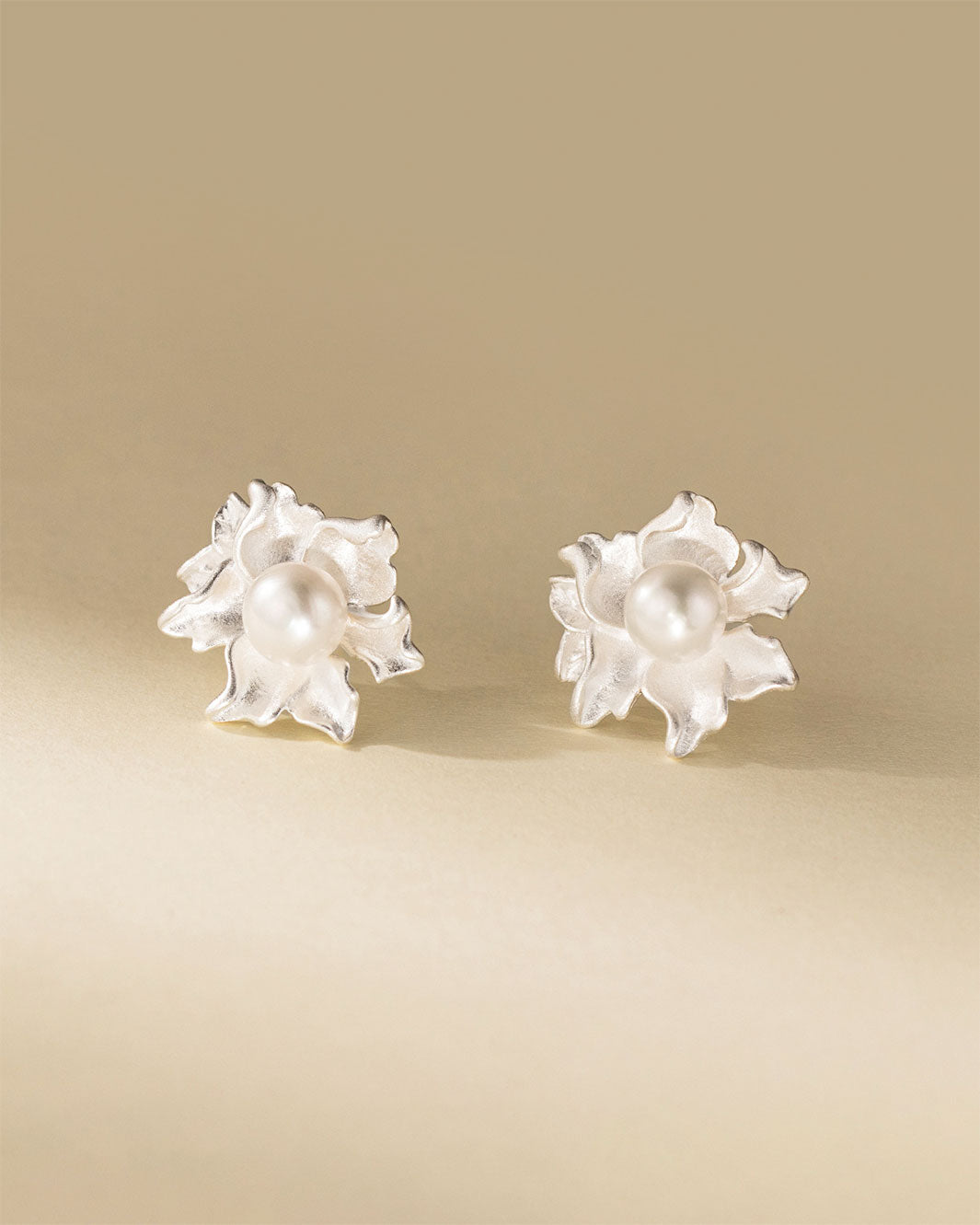 Jasmine Freshwater Pearl Stud Earrings