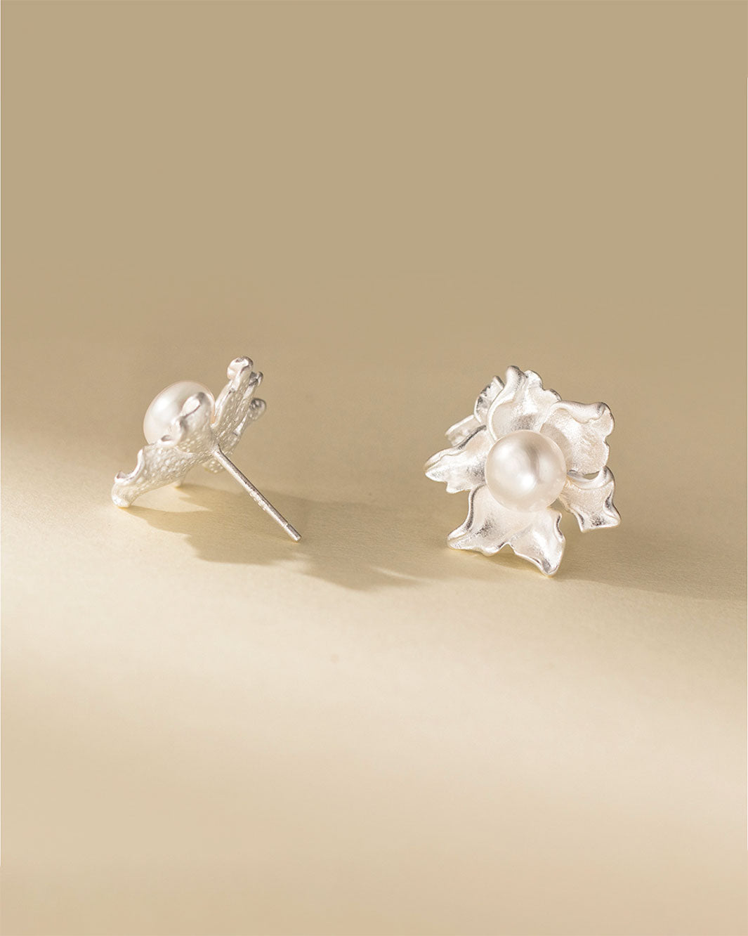 Jasmine Freshwater Pearl Stud Earrings