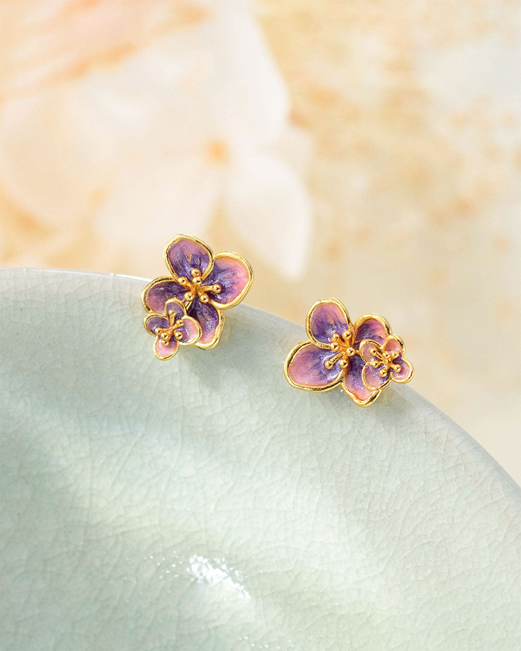 Purple Alyssum Stud Earrings