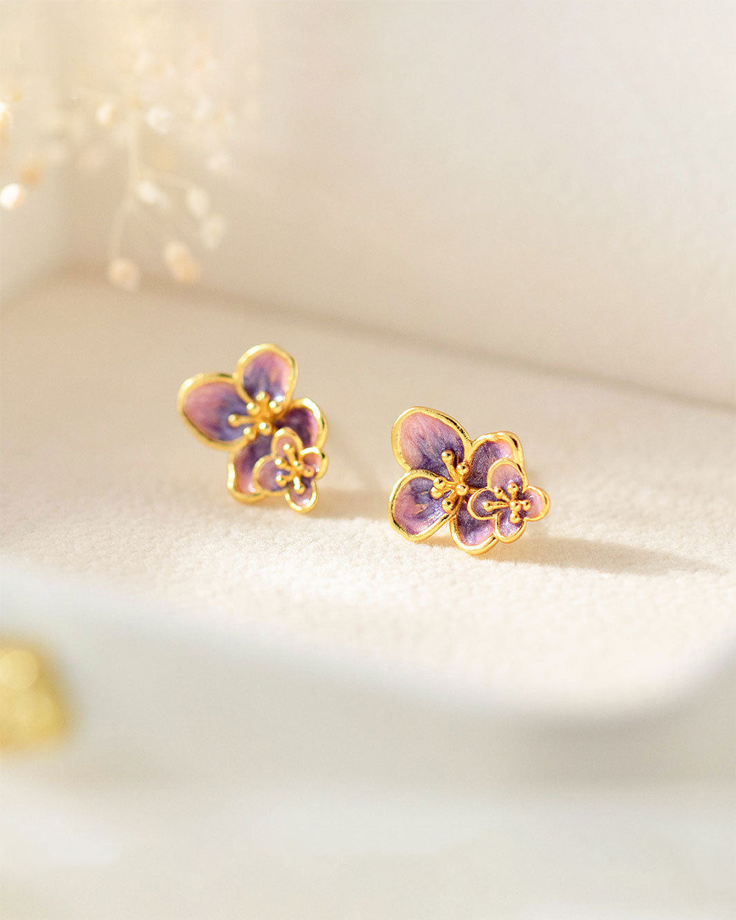 Purple Alyssum Stud Earrings