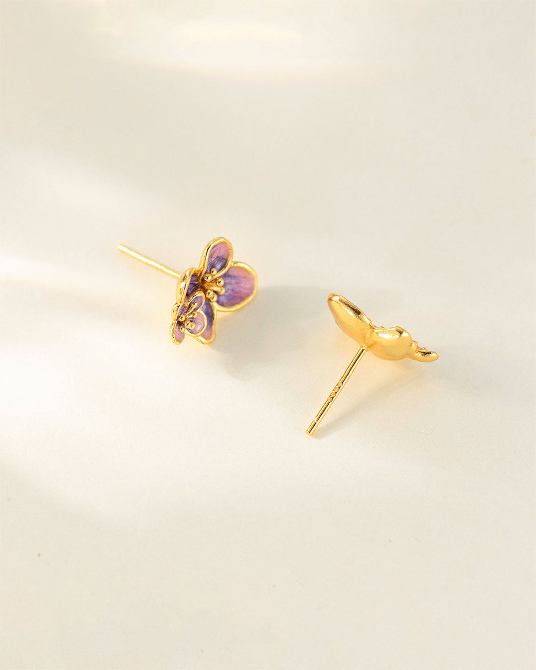 Purple Alyssum Stud Earrings