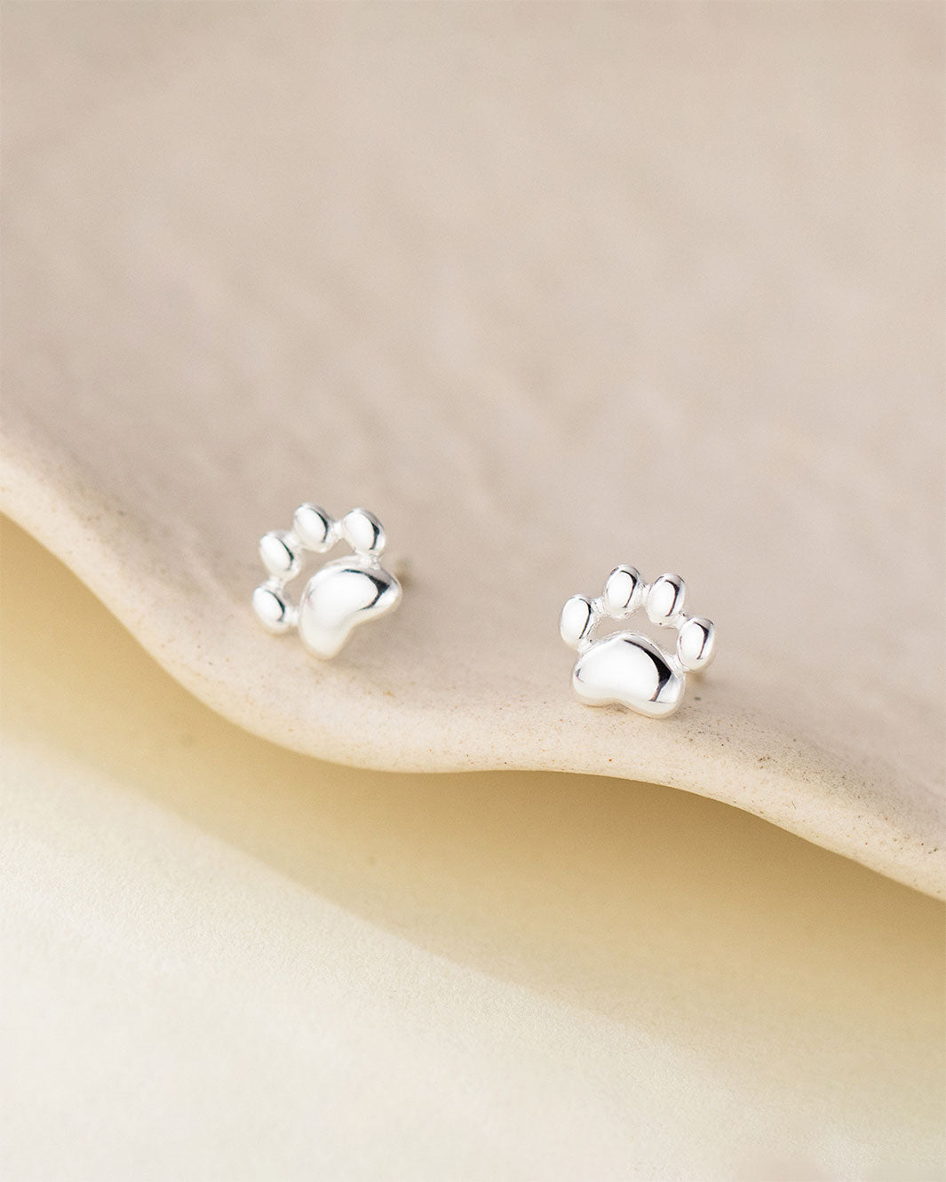 Pippa Paw Barbell Earrings