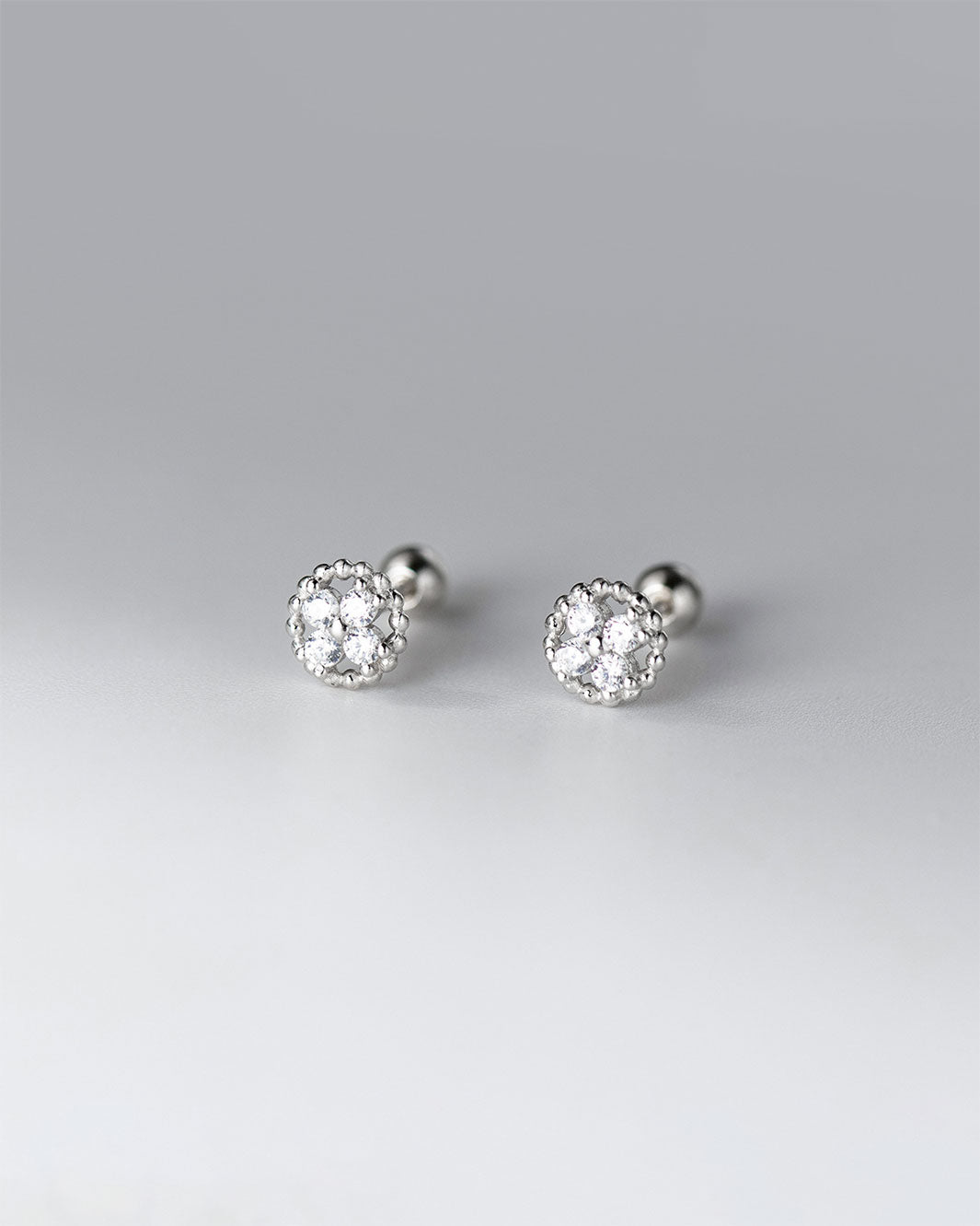Clover Halo Barbell Earrings