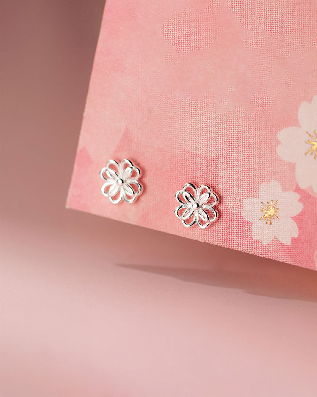 Aimee Openwork Flower Stud Earrings