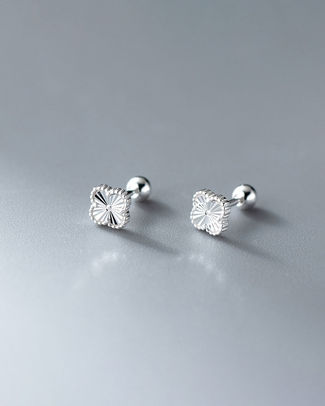 Eira Faceted Clover Barbell Earrings