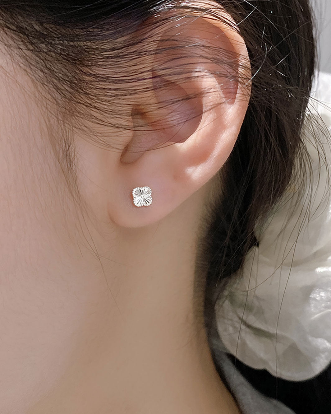 Eira Faceted Clover Barbell Earrings