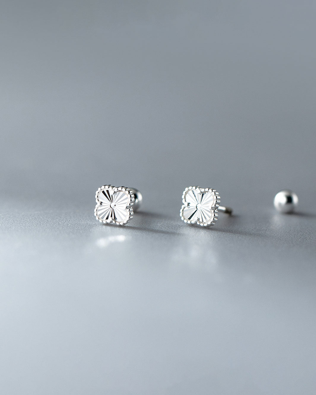 Eira Faceted Clover Barbell Earrings