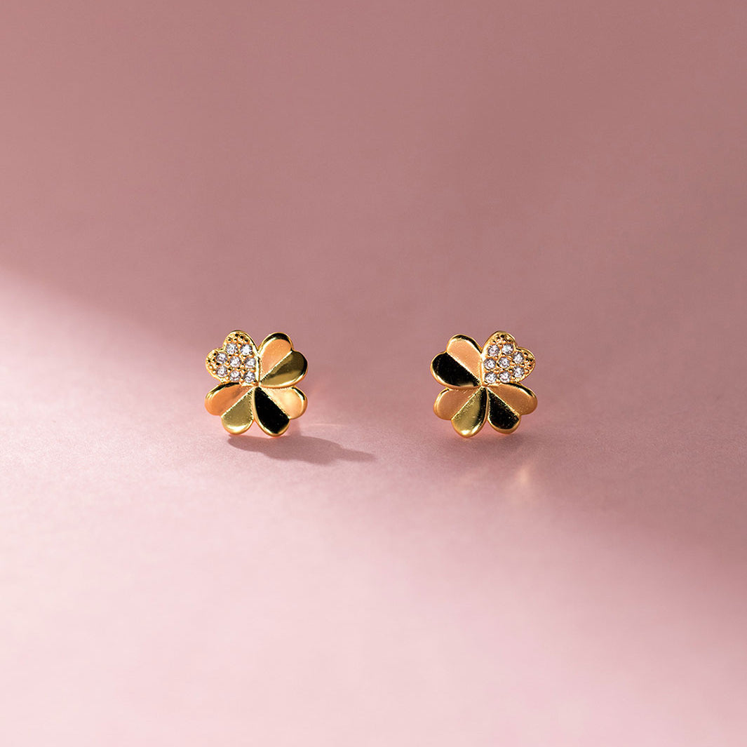 Maeve Clover Barbell Earrings