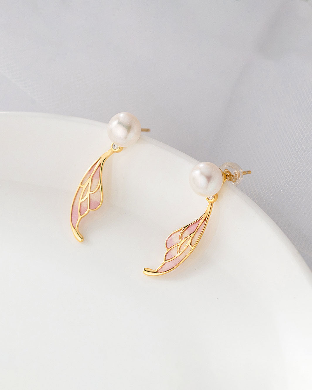 Lumi Pearl Butterfly Jacket Earrings