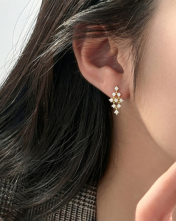 Sparkling Lattice Drop Earrings
