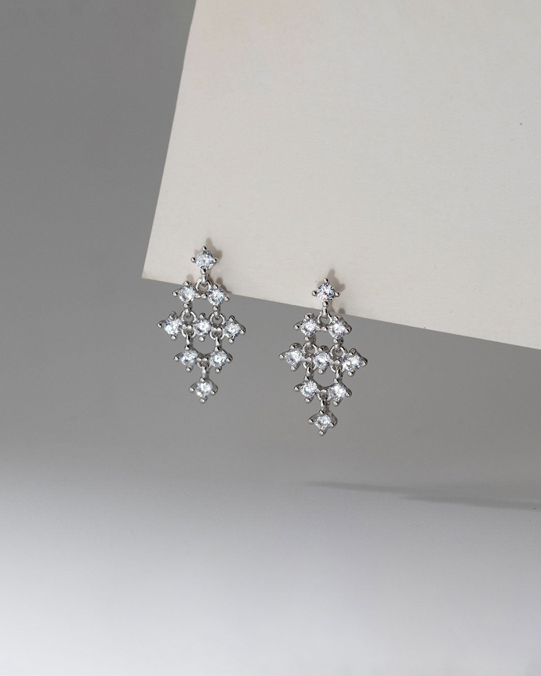 Sparkling Lattice Drop Earrings