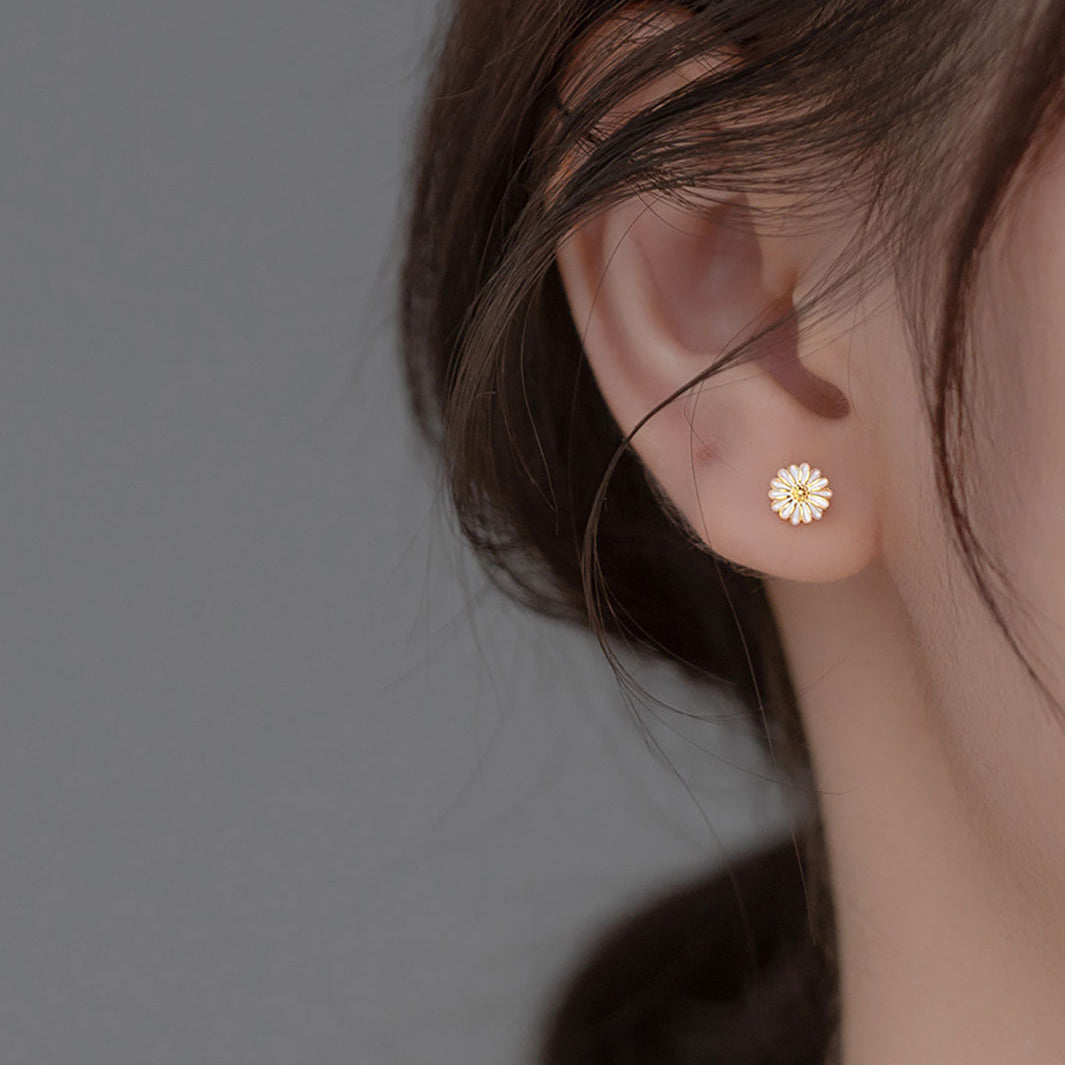 Daisy Stud Earrings