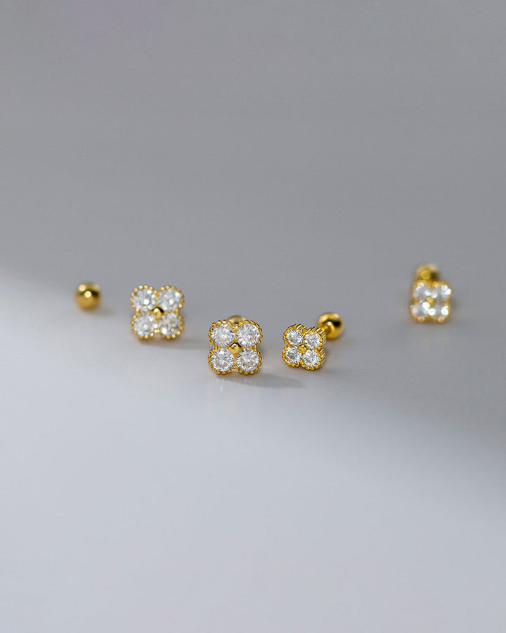 Liora Clover Barbell Earrings