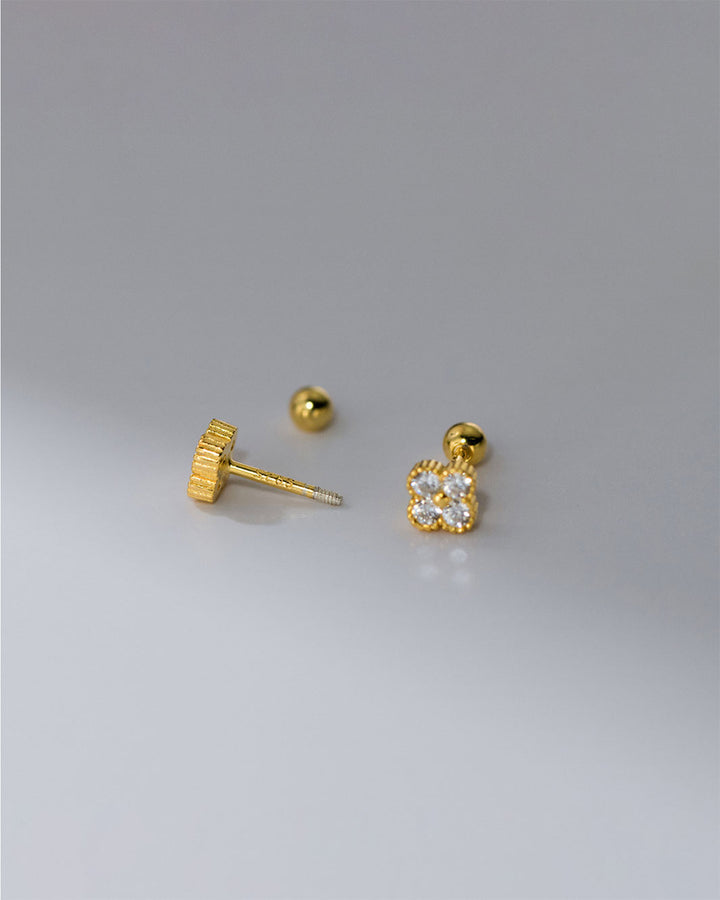 Liora Clover Barbell Earrings