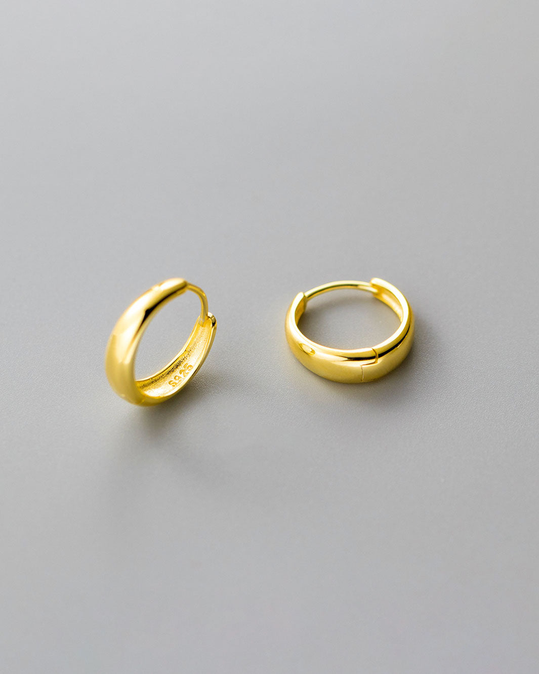 Round Tapered Hoop Earrings