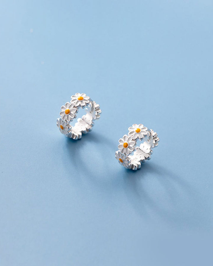 White Daisies Hoop Earrings