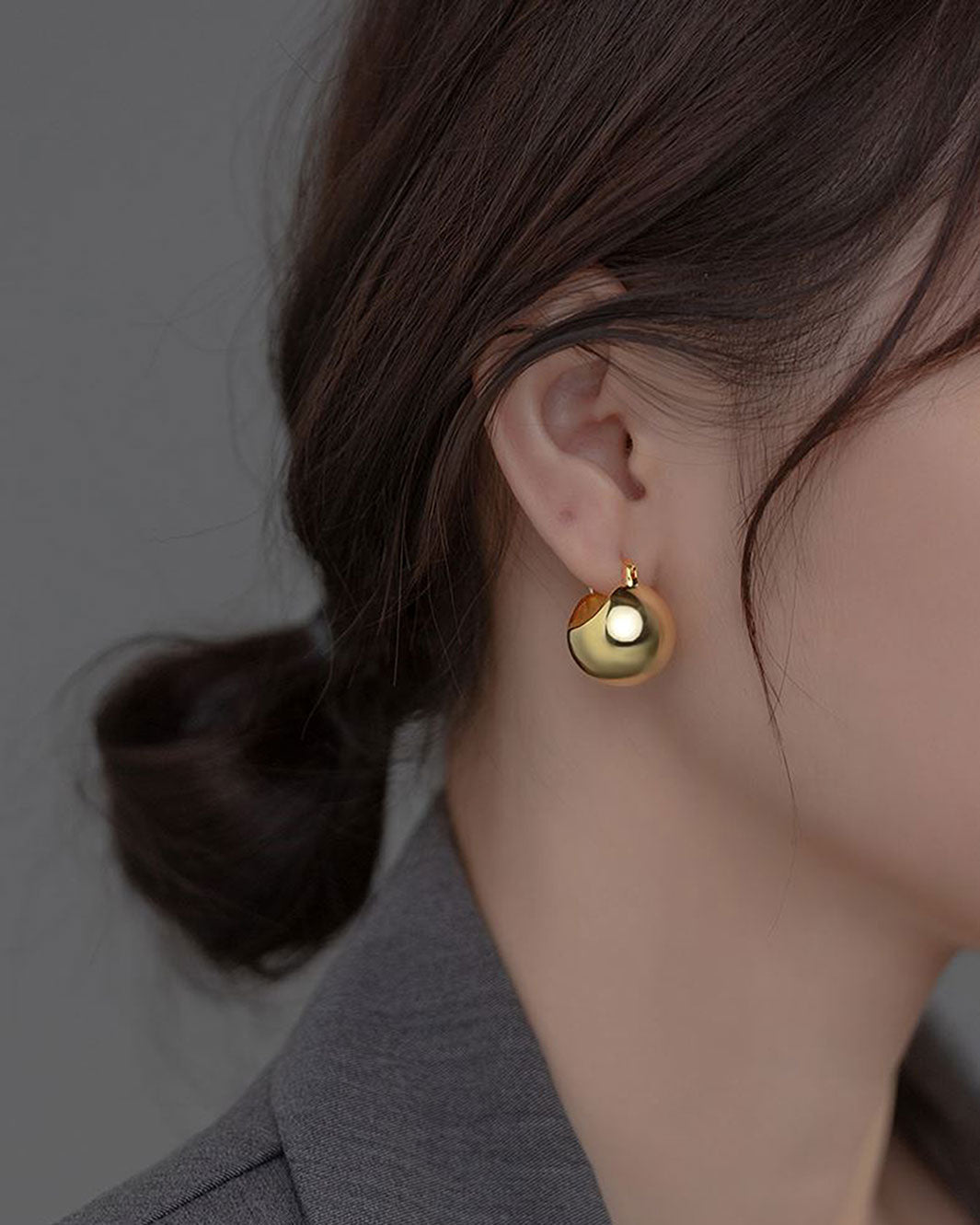 Oda Bold Dome Hoop Earrings