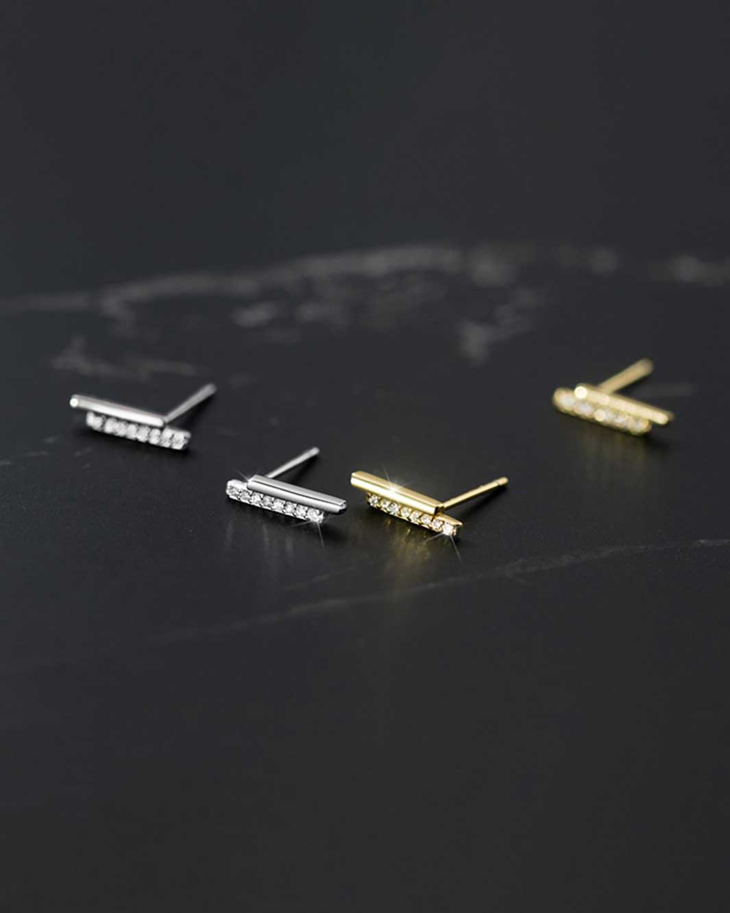 Double Bar Stud Earrings