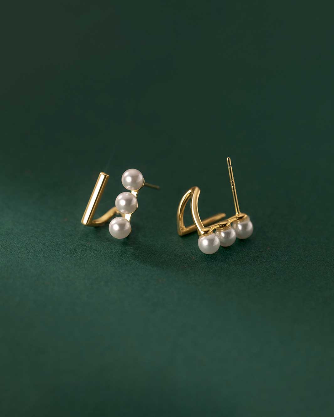 Martha Pearl Stud Earrings